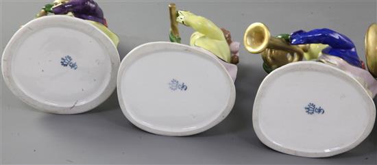 A set of six Sitzendorf frog band figures, 20th century, 11.5 - 13.5cm